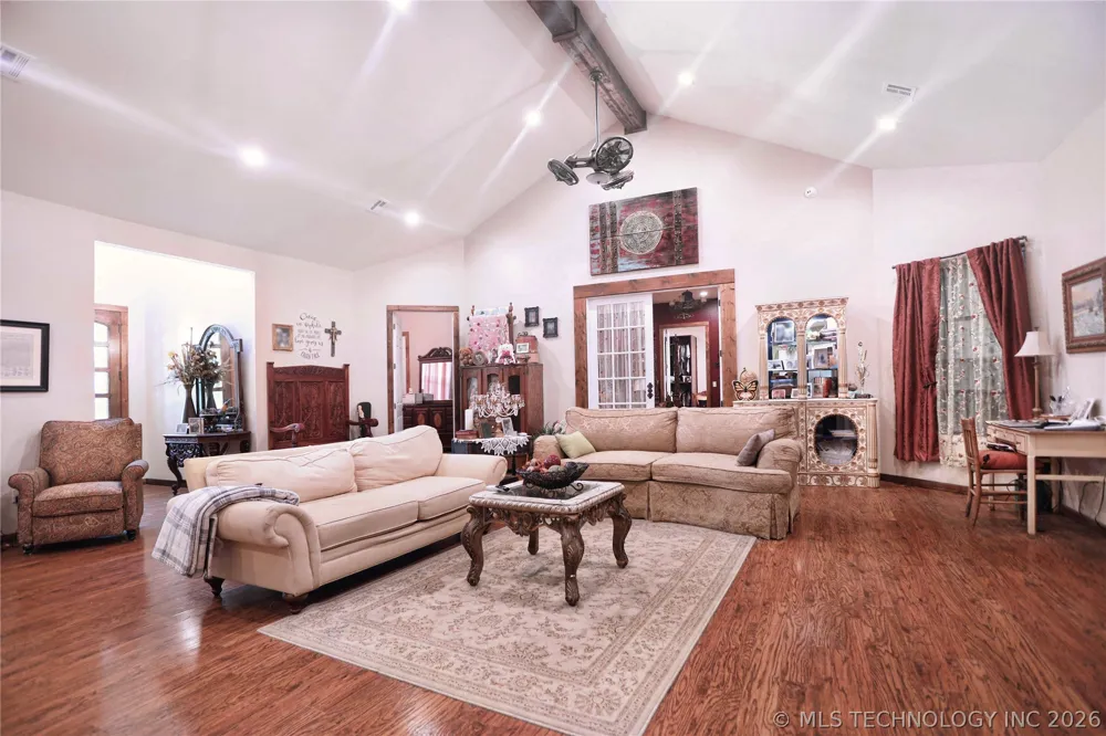 701 Young Road Lone Grove, OK 73443