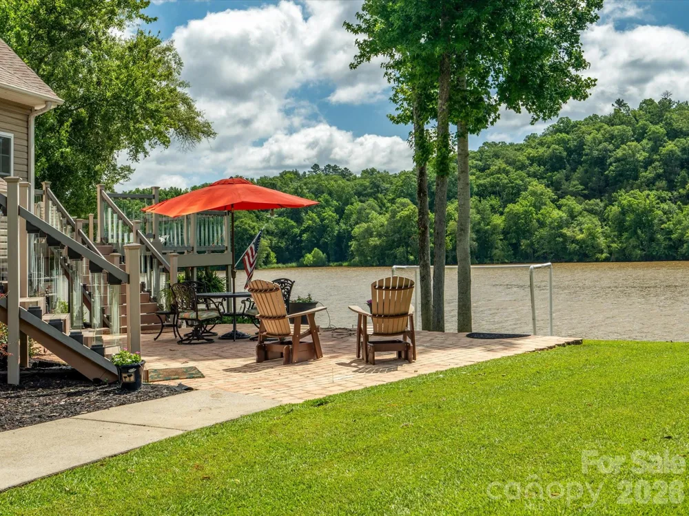 887 Living Waters Drive Great Falls, SC 29055