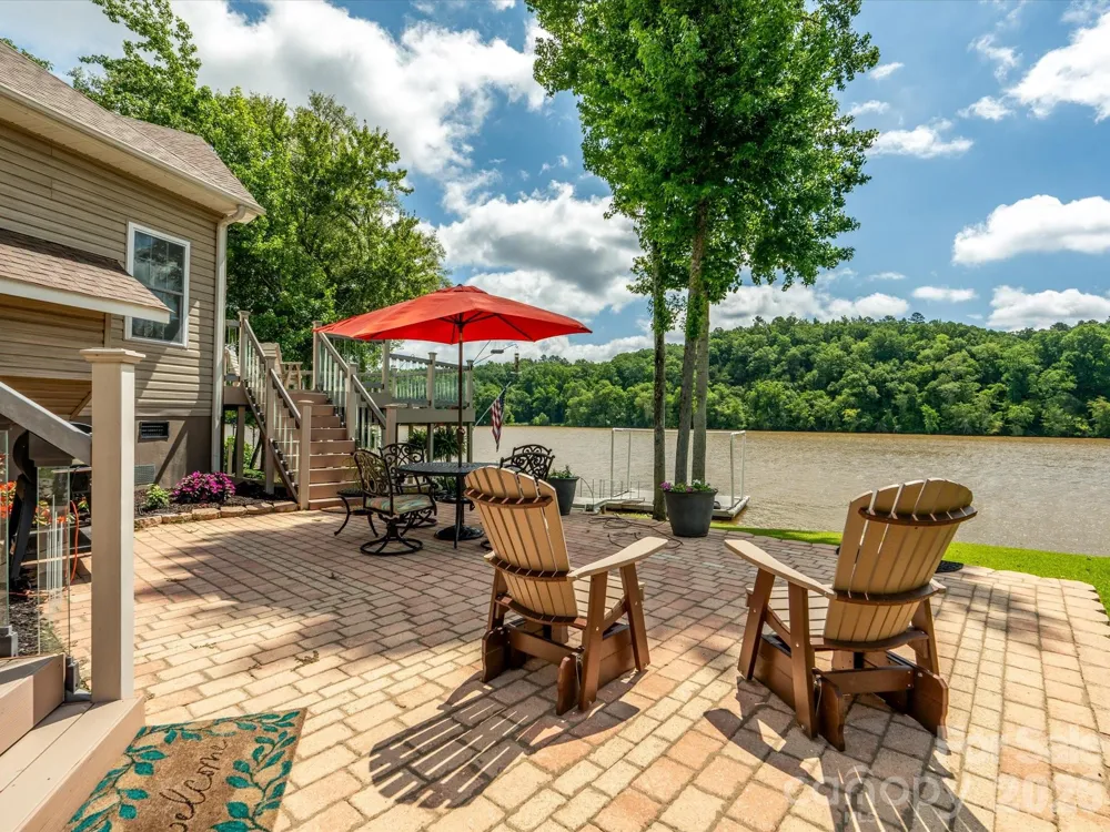 887 Living Waters Drive Great Falls, SC 29055