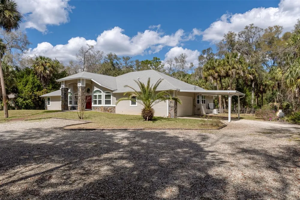 35 CAPTAINS COVE ROAD Inglis, FL 34449