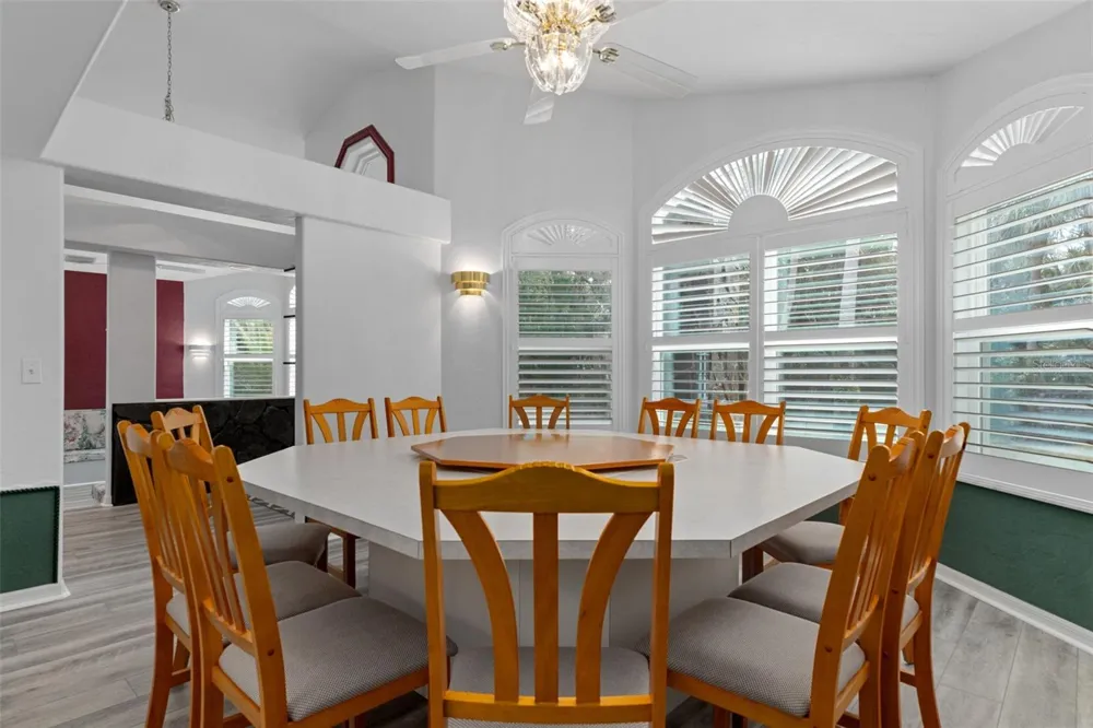 35 CAPTAINS COVE ROAD Inglis, FL 34449