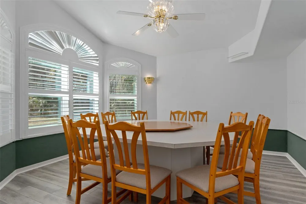 35 CAPTAINS COVE ROAD Inglis, FL 34449