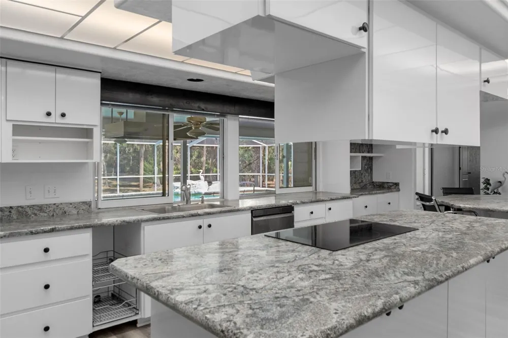 35 CAPTAINS COVE ROAD Inglis, FL 34449