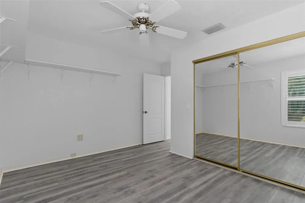 35 CAPTAINS COVE ROAD Inglis, FL 34449