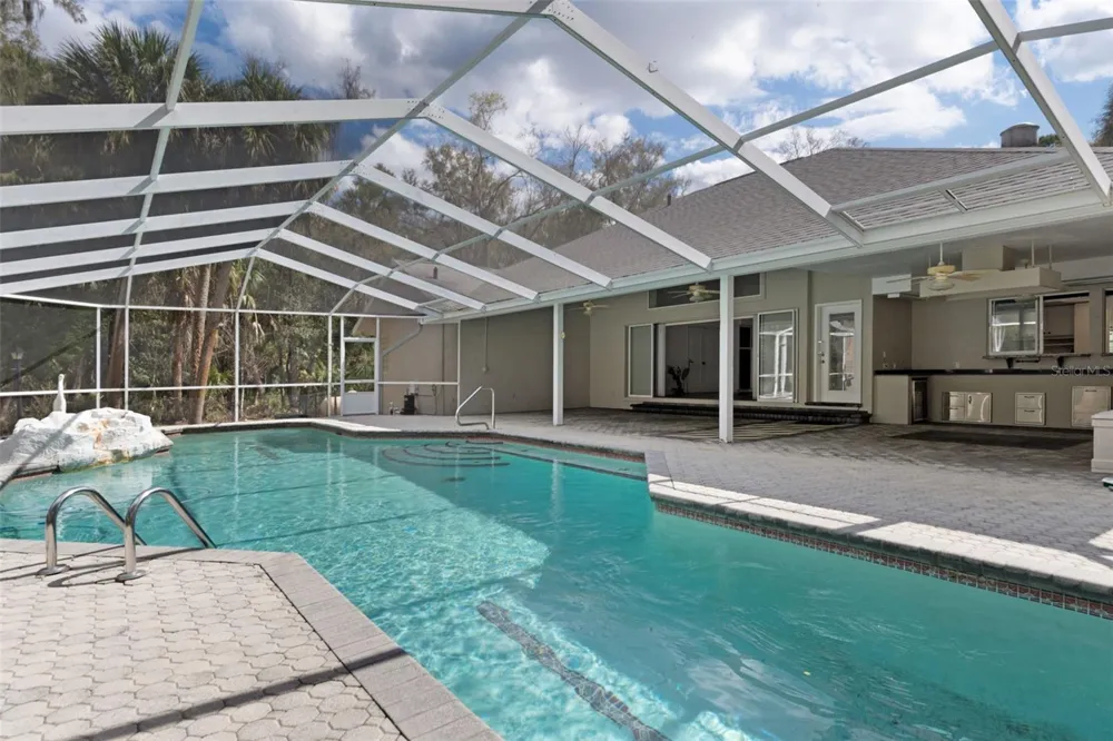 35 CAPTAINS COVE ROAD Inglis, FL 34449