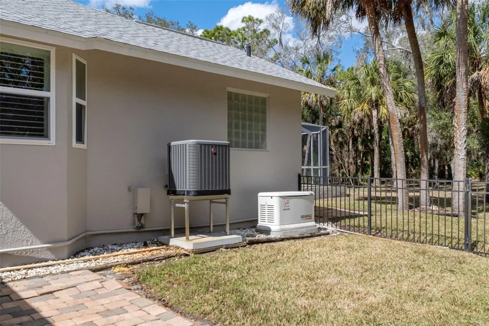 35 CAPTAINS COVE ROAD Inglis, FL 34449