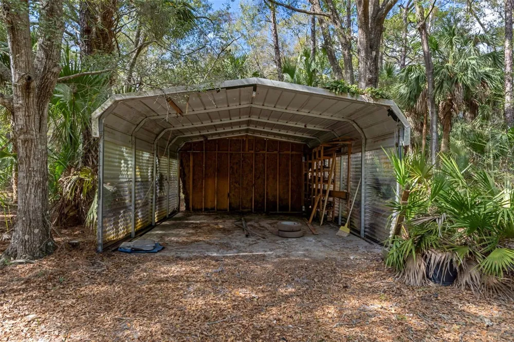 35 CAPTAINS COVE ROAD Inglis, FL 34449