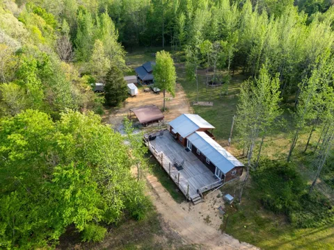 664 Russ Valley Rd