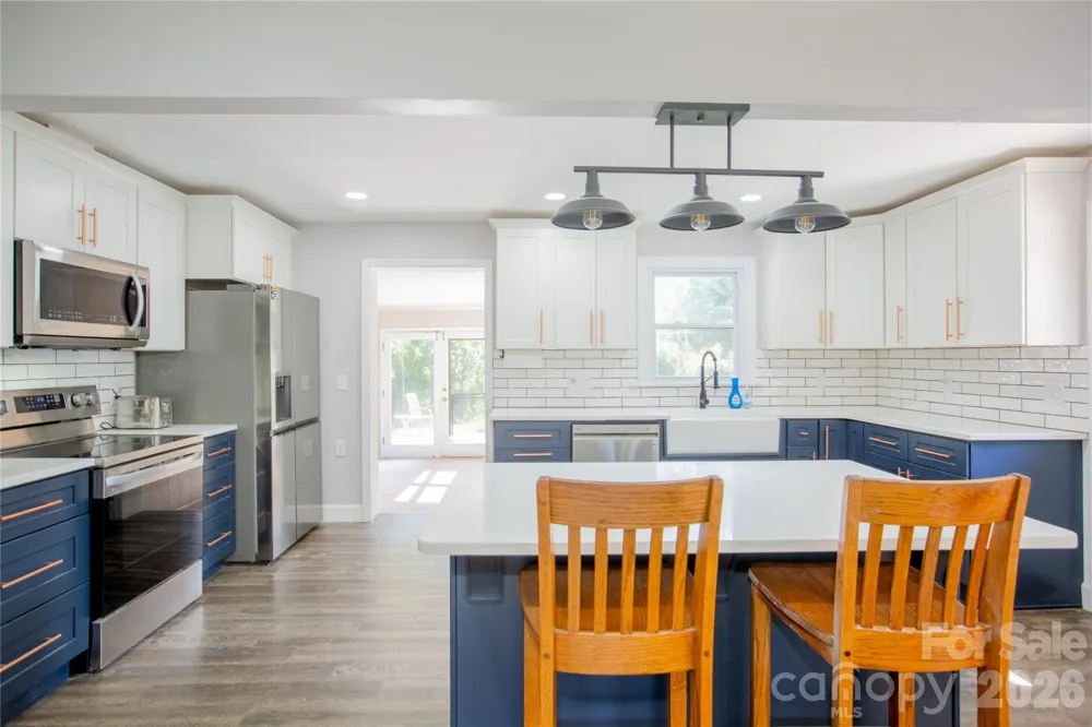 581 Clyde Drive Winston Salem, NC 27104