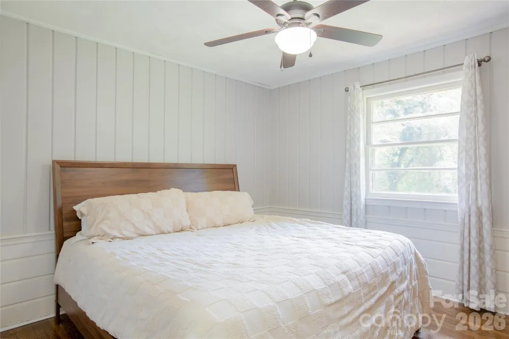 581 Clyde Drive Winston Salem, NC 27104