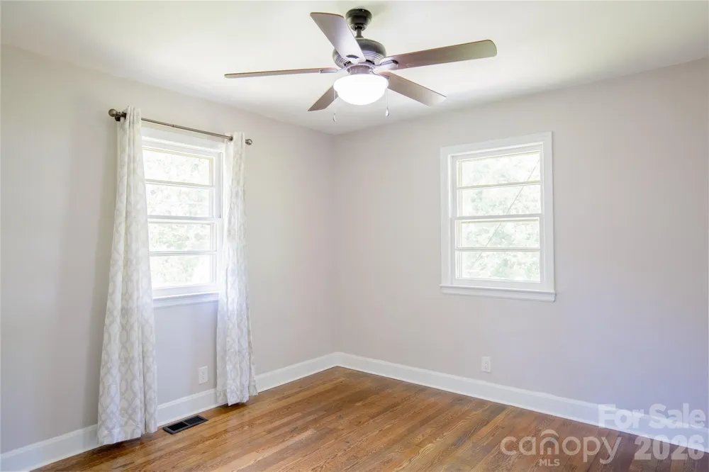 581 Clyde Drive Winston Salem, NC 27104
