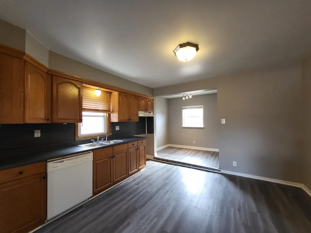 22032 Elizabeth Street Saint Clair Shores, MI 48080