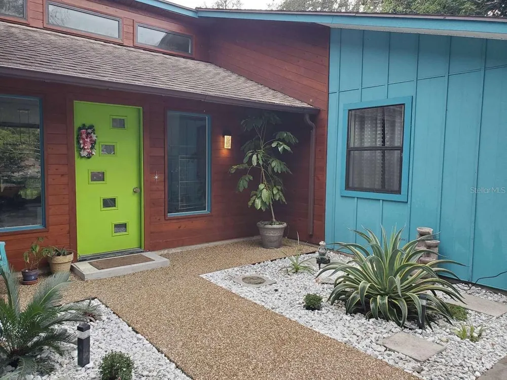 5017 E 127TH AVENUE Temple Terrace, FL 33617