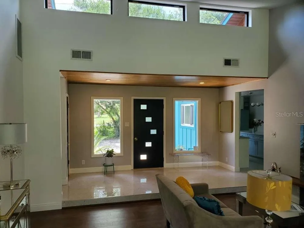 5017 E 127TH AVENUE Temple Terrace, FL 33617
