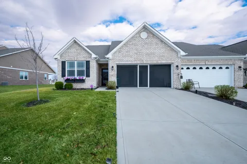 1565 Sadler Way