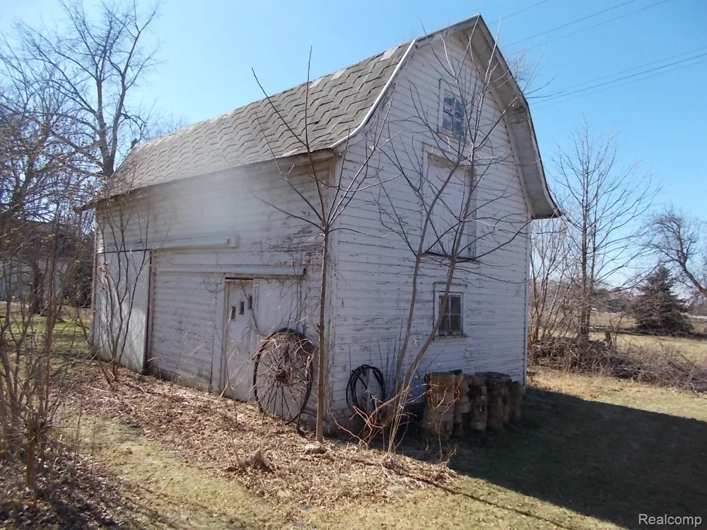 3739 Main Street Akron Township, MI 48701