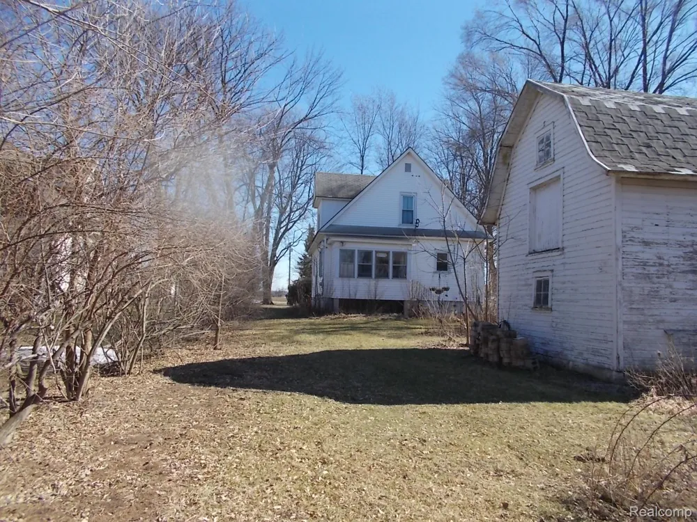 3739 Main Street Akron Township, MI 48701