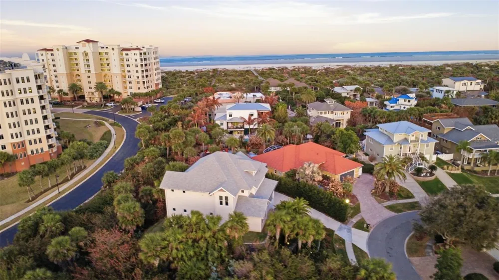 2142 VILLA WAY New Smyrna Beach, FL 32169