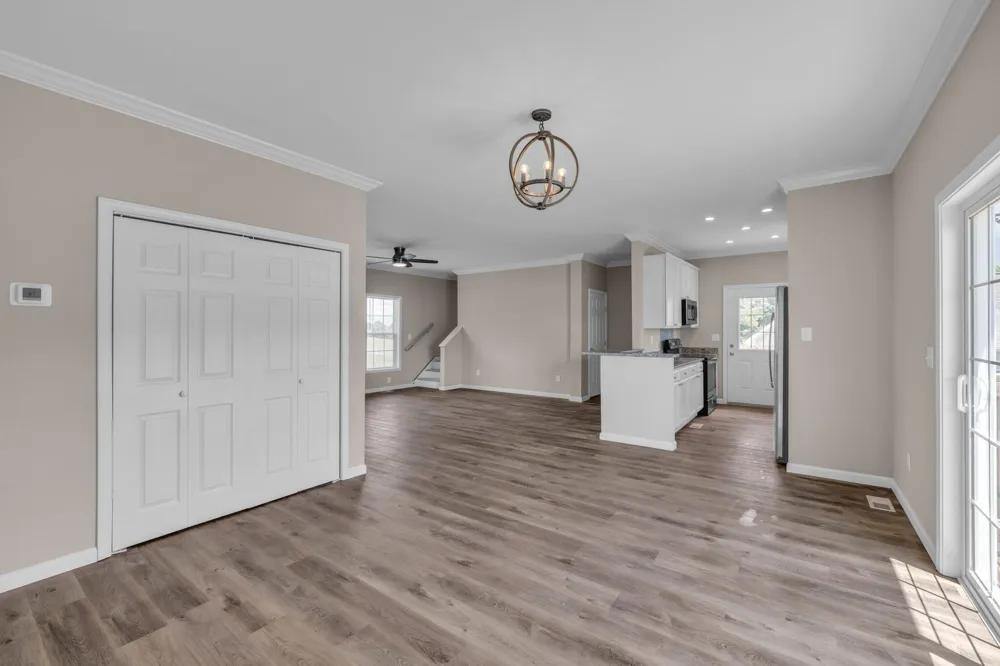 185 Waters Edge Drive Spring City, TN 37381