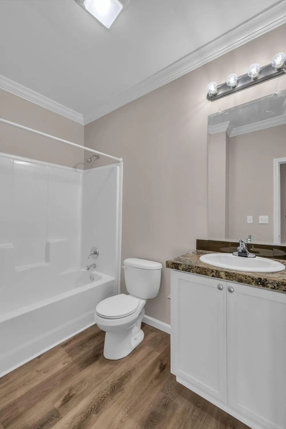 185 Waters Edge Drive Spring City, TN 37381