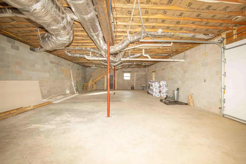 185 Waters Edge Drive Spring City, TN 37381