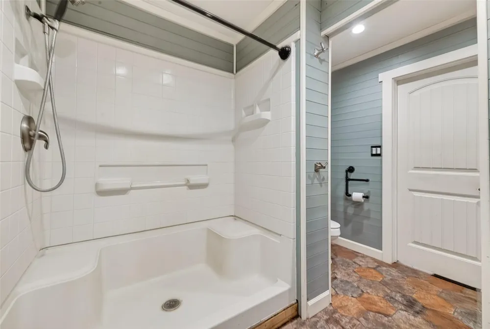 8525 Spell Road Needville, TX 77461