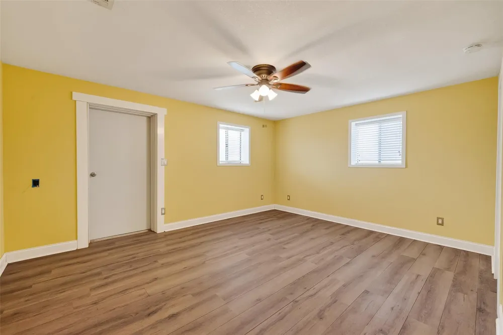 8525 Spell Road Needville, TX 77461
