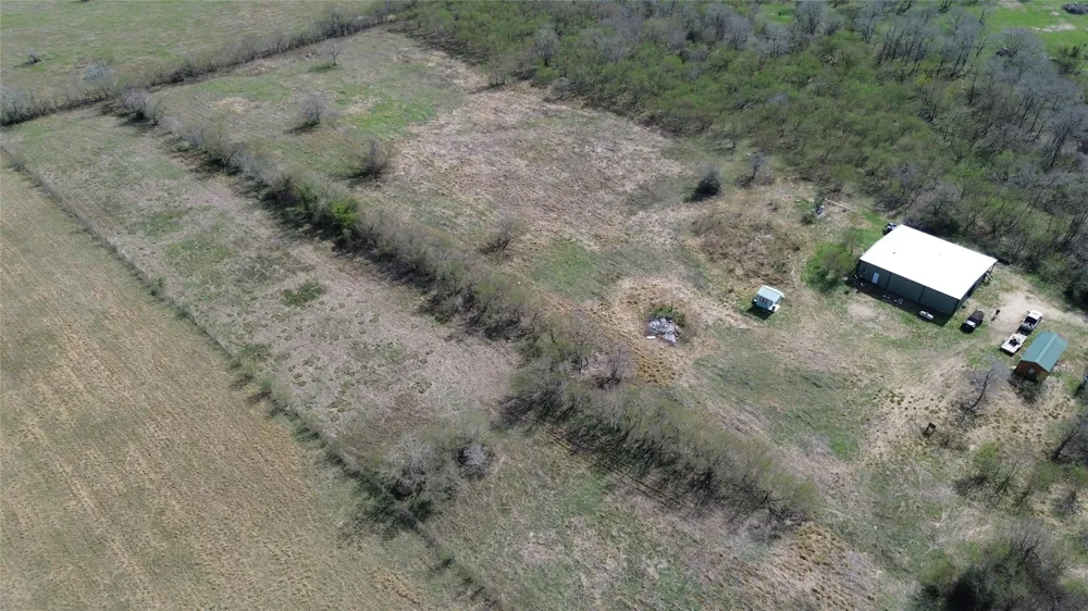 8525 Spell Road Needville, TX 77461