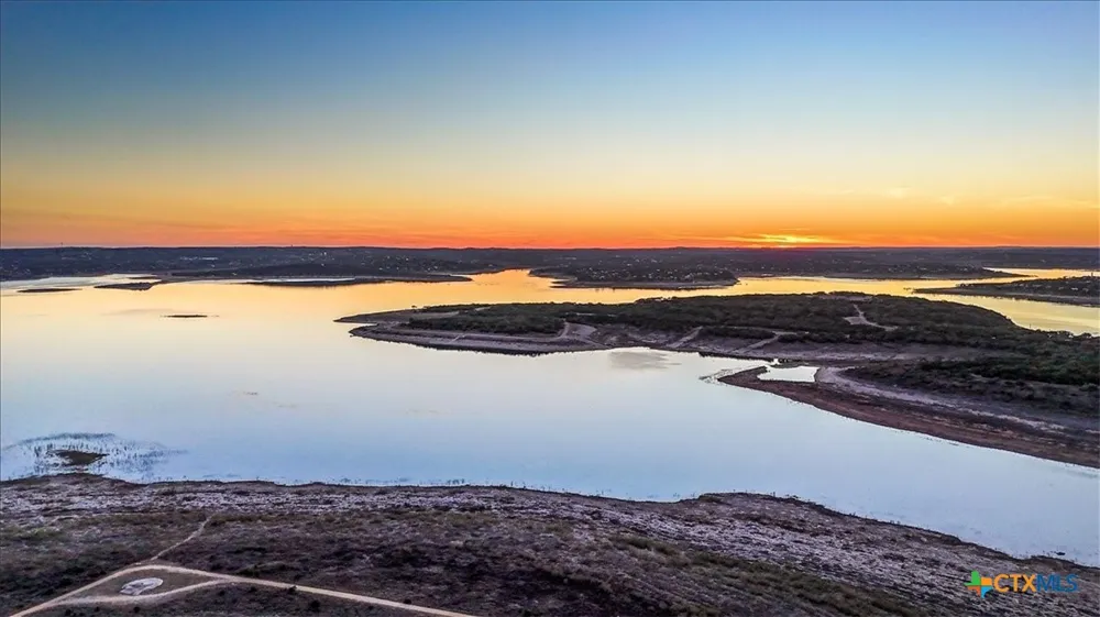 1135 Parkview Drive #C18 Canyon Lake, TX 78133