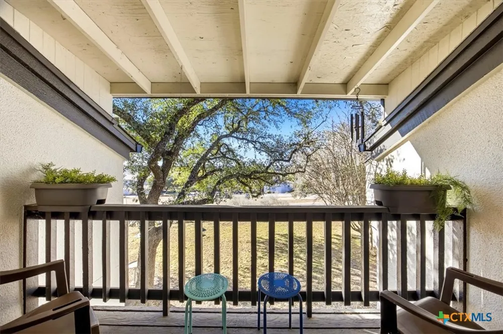 1135 Parkview Drive #C18 Canyon Lake, TX 78133