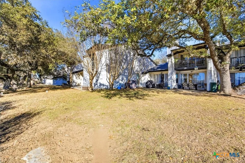 1135 Parkview Drive #C18 Canyon Lake, TX 78133