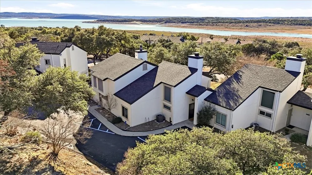 1135 Parkview Drive #C18 Canyon Lake, TX 78133