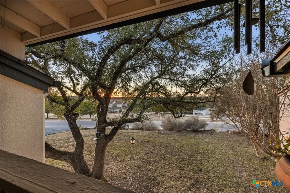 1135 Parkview Drive #C18 Canyon Lake, TX 78133