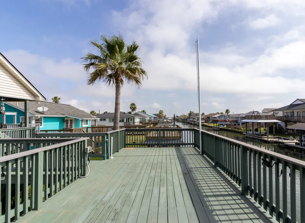 391 Ling Street Bayou Vista, TX 77563