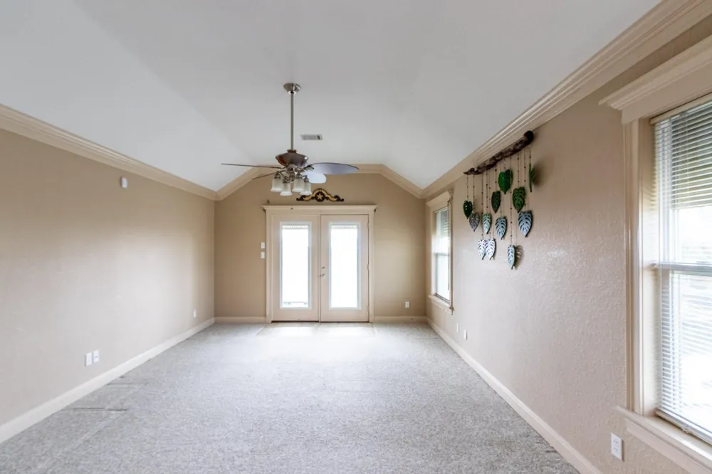 391 Ling Street Bayou Vista, TX 77563