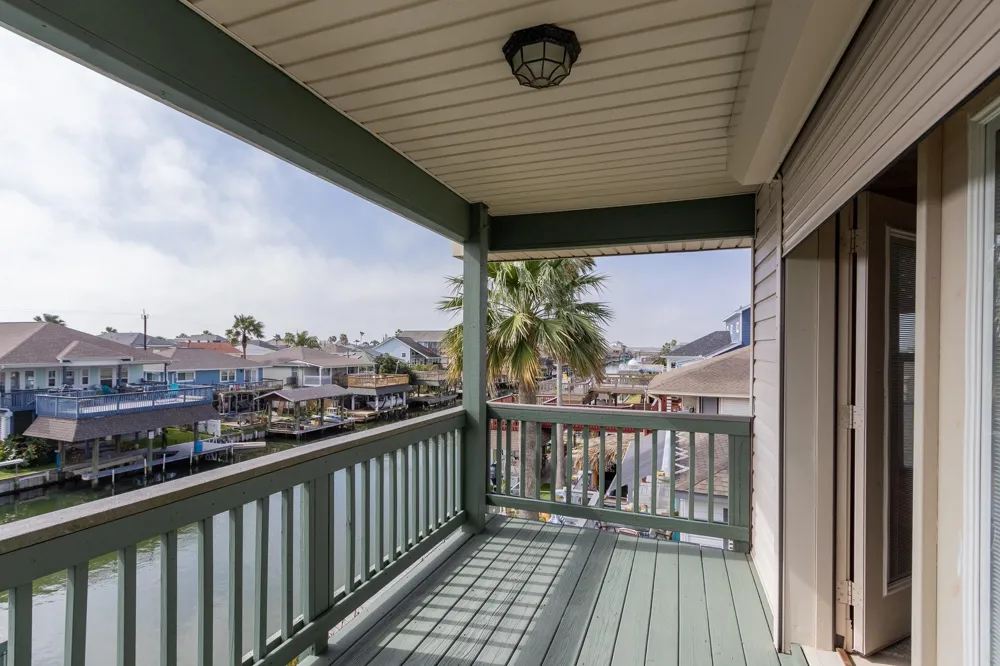 391 Ling Street Bayou Vista, TX 77563