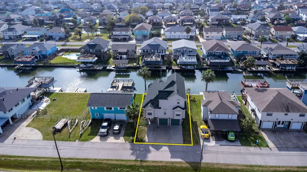 391 Ling Street Bayou Vista, TX 77563