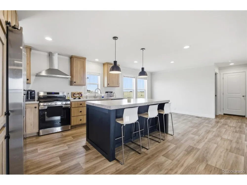 8 Brown Drive Wiggins, CO 80654