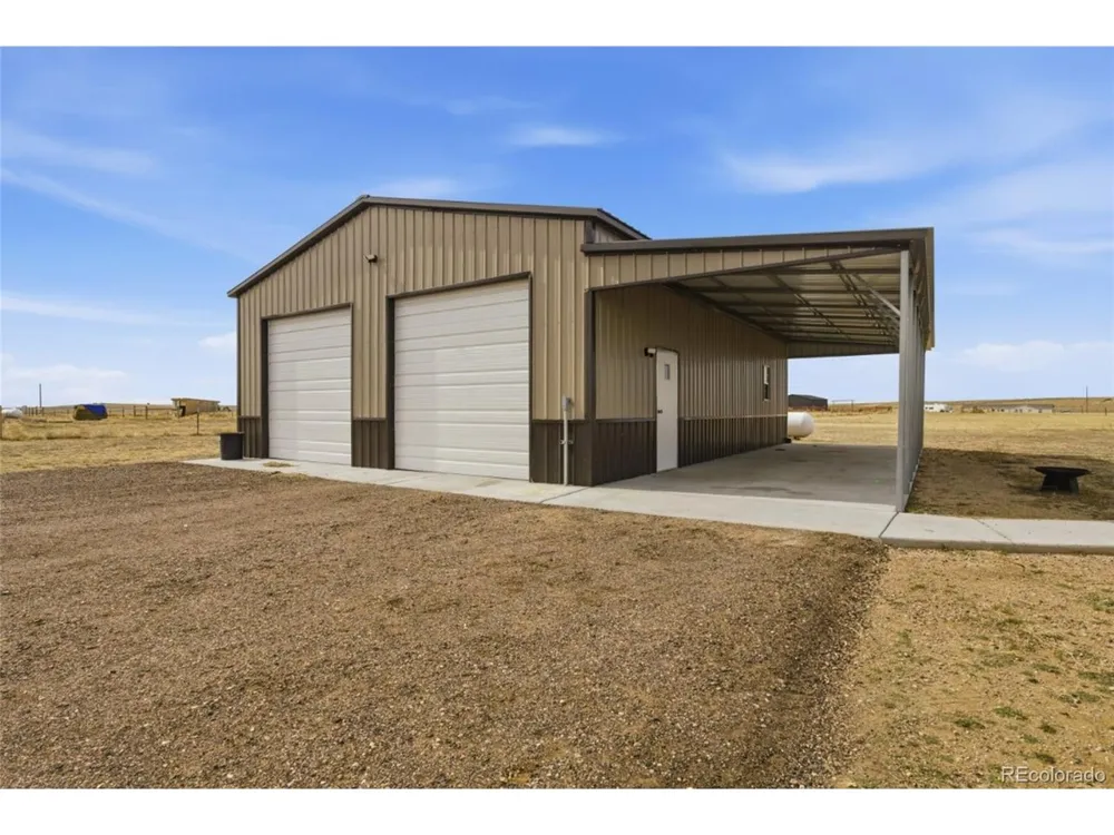 8 Brown Drive Wiggins, CO 80654