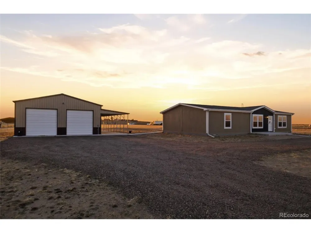8 Brown Drive Wiggins, CO 80654