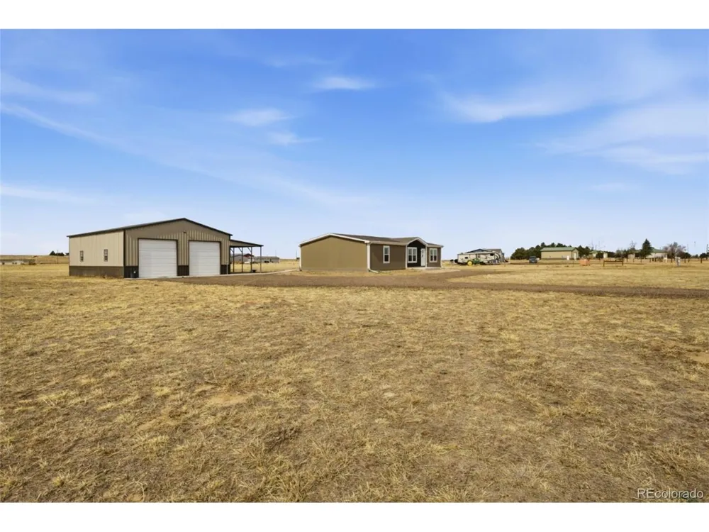 8 Brown Drive Wiggins, CO 80654