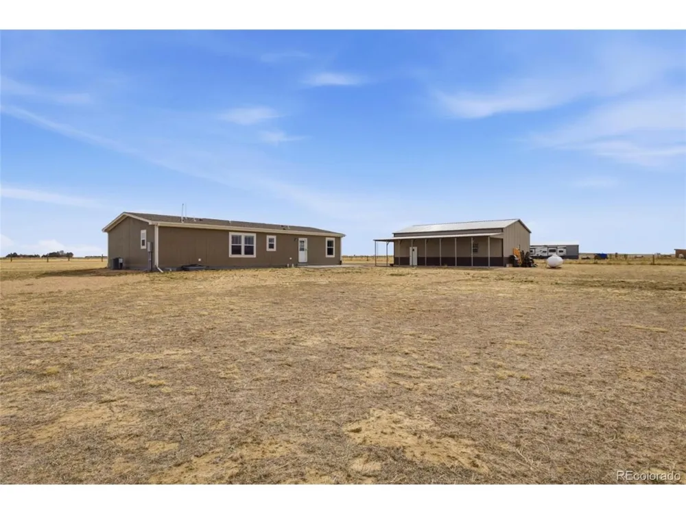 8 Brown Drive Wiggins, CO 80654