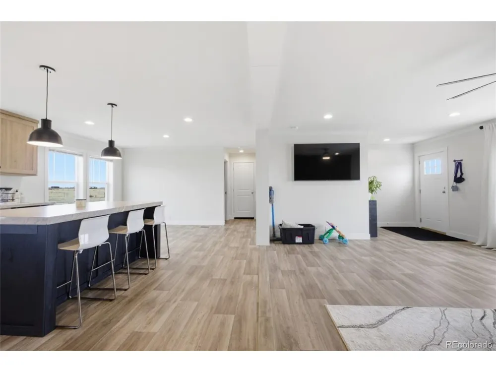 8 Brown Drive Wiggins, CO 80654