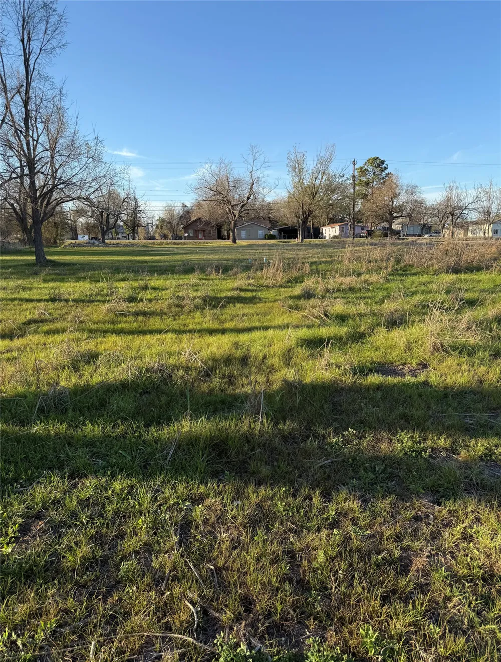1304 E Cameron Avenue Rockdale, TX 76567
