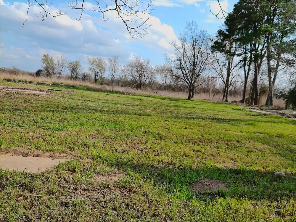 1304 E Cameron Avenue Rockdale, TX 76567