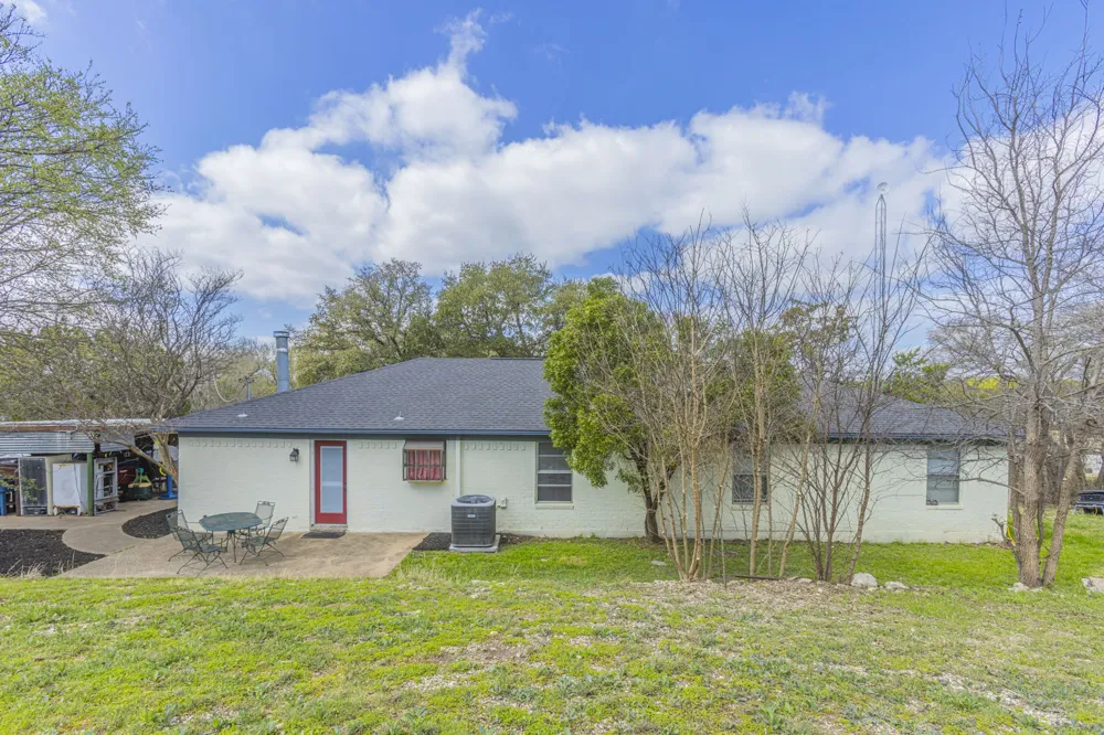 173 Bosque Bend Lane China Spring, TX 76633