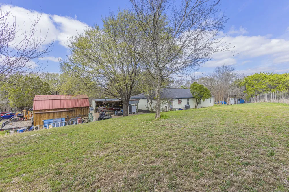 173 Bosque Bend Lane China Spring, TX 76633