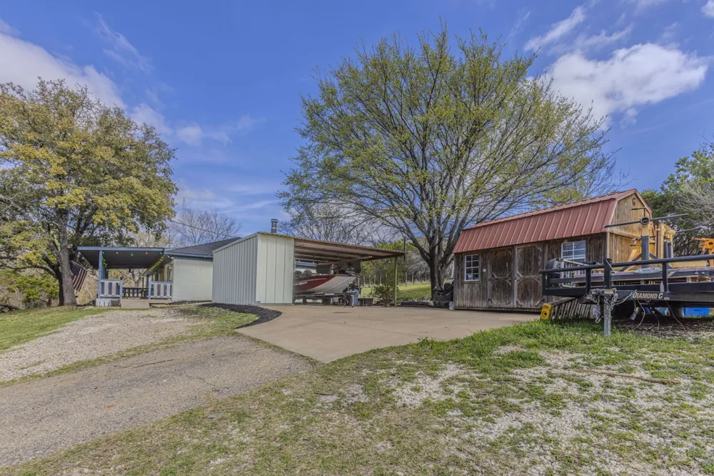 173 Bosque Bend Lane China Spring, TX 76633