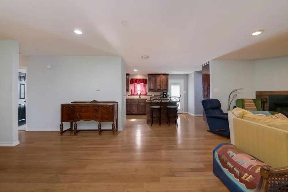 173 Bosque Bend Lane China Spring, TX 76633