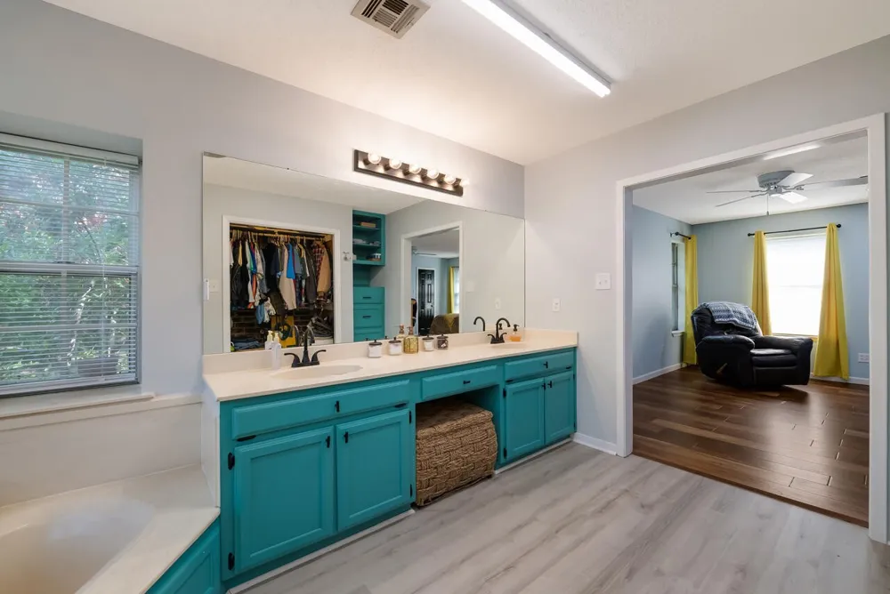 173 Bosque Bend Lane China Spring, TX 76633